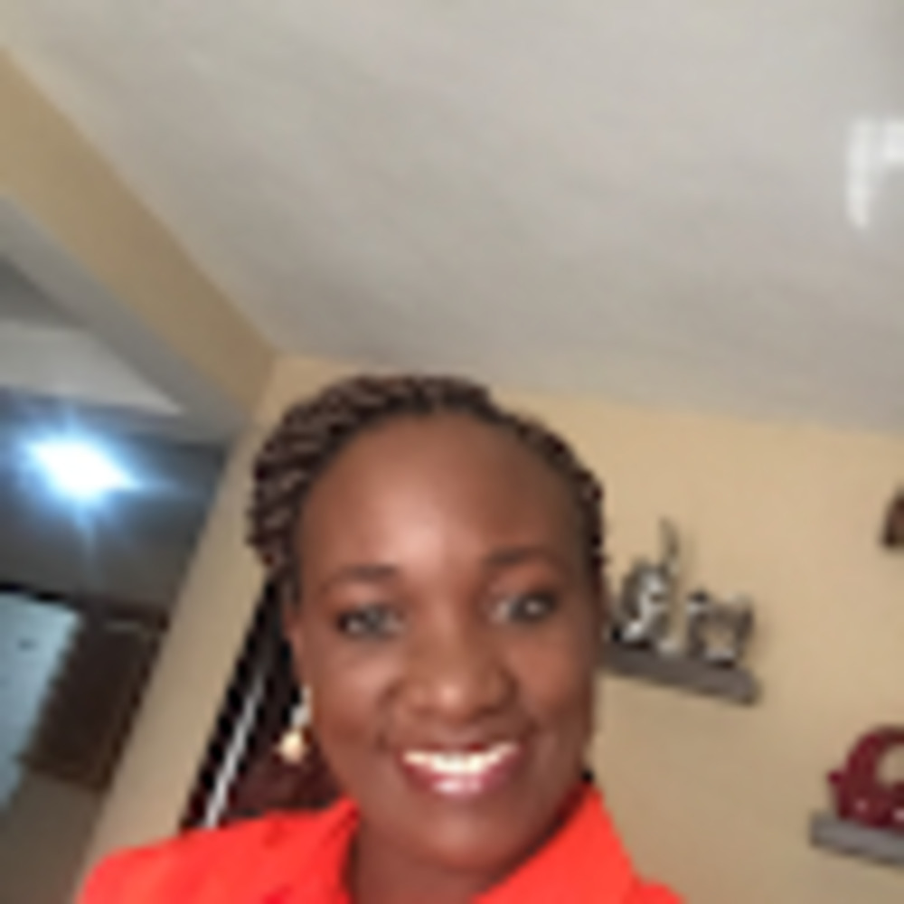 Meet your Posher, Adenike